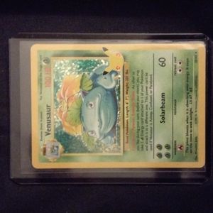 POKEMON-Venusauar HOLOGRAPHIC RARE/Celebrations. Perfect condition. ✅